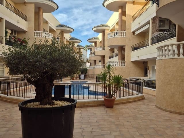 2 Zimmer Apartment zu verkaufen in Jacarilla mit Pool - 95.000 € (Ref: 9572063)