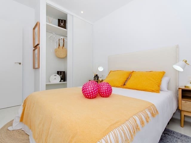 3 bedroom Villa for sale in Entre Naranjos with pool - € 415,000 (Ref: 9620722)