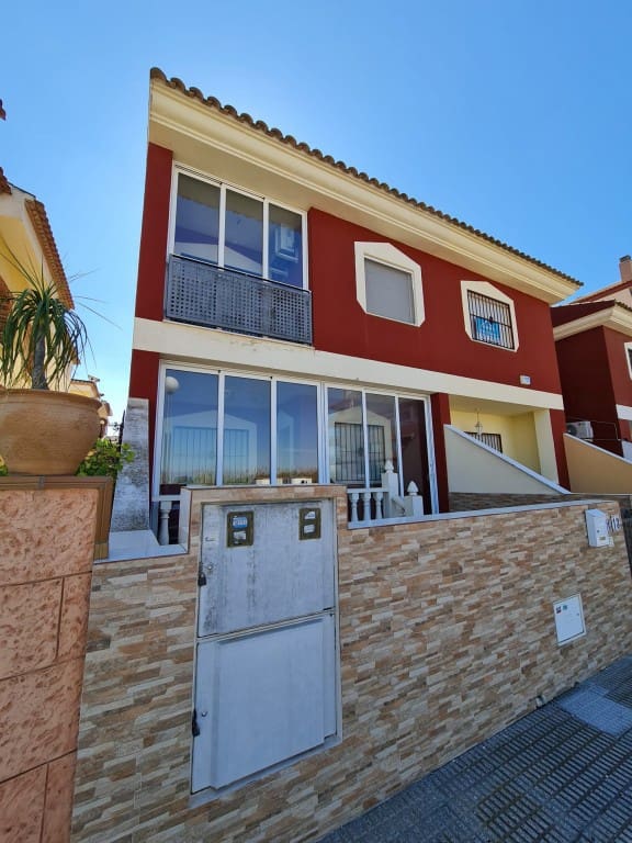 3 soverom Hus til salgs i Algorfa med svømmebasseng - € 179 500 (Ref: 9654475)