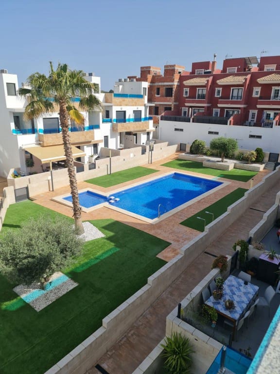 3 makuuhuone Omakotitalo myytävänä paikassa Bigastro mukana uima-altaan - 238 000 € (Ref: 9764898)