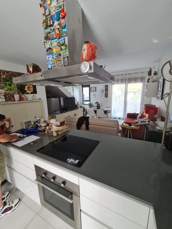 3 makuuhuone Omakotitalo myytävänä paikassa Bigastro mukana uima-altaan - 238 000 € (Ref: 9764898)