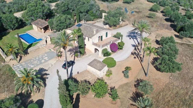 4 slaapkamer Finca/Landhuis te koop in Manacor met zwembad garage - € 4.900.000 (Ref: 8372267)