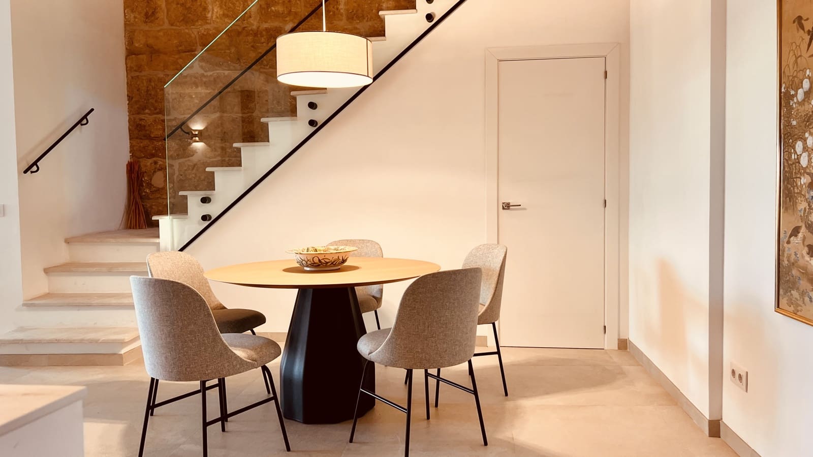 3 soveværelse Byhus til salg i Llubi med swimmingpool garage - € 1.280.000 (Ref: 8640560)