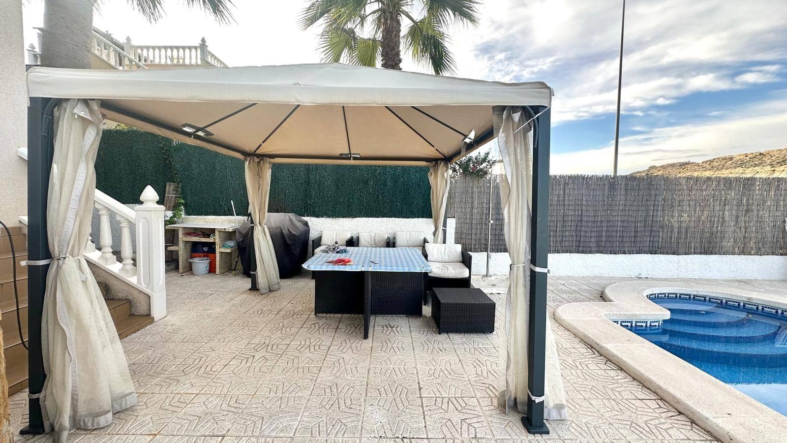 3 bedroom Villa for sale in Bigastro with pool - € 280,000 (Ref: 9385631)