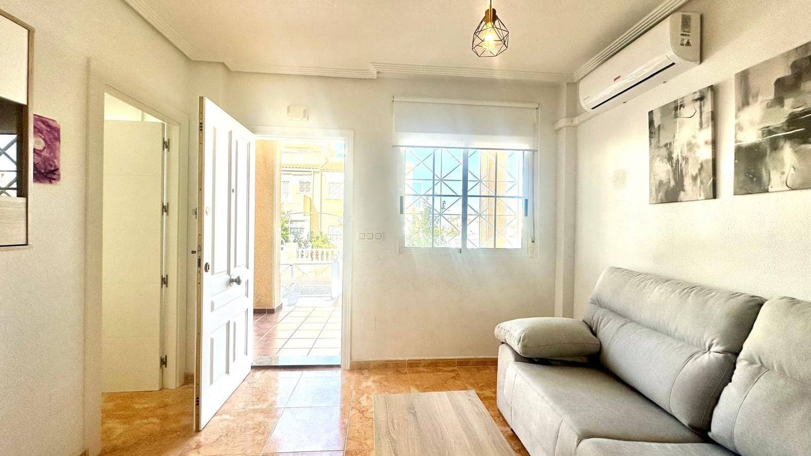 2 soverom Bungalow til salgs i Torrevieja - € 159 900 (Ref: 9385634)