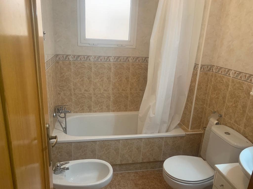 1 soverom Leilighet til leie i Torrevieja - € 550 (Ref: 10023343)