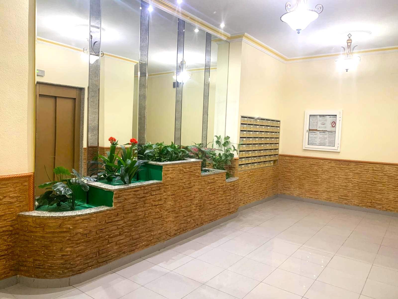 2 soverom Leilighet til salgs i Torrevieja - € 175 000 (Ref: 10150433)