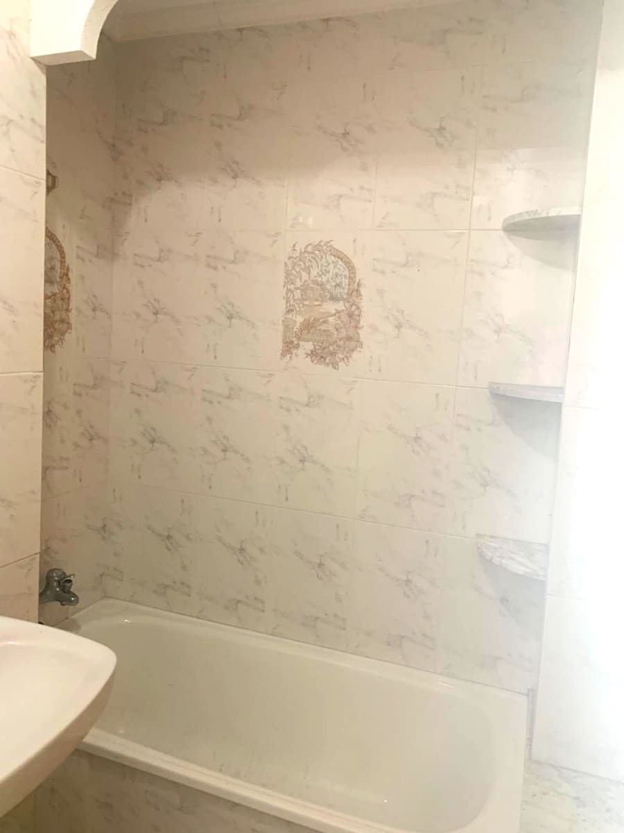 Negocio de 3 habitaciones en Torrevieja en venta - 160.000 € (Ref: 8776624)