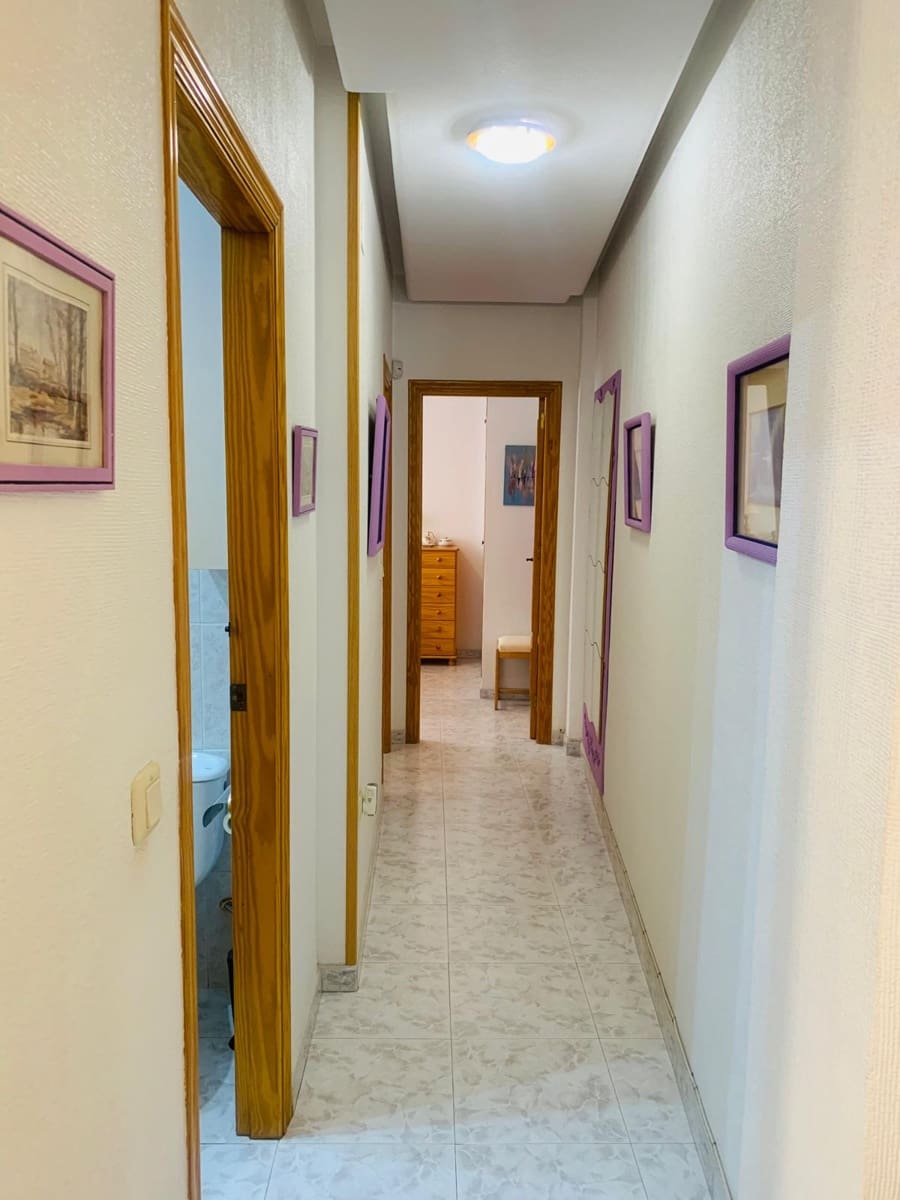 2 quarto Apartamento para venda em Torrevieja - 145 000 € (Ref: 8895897)