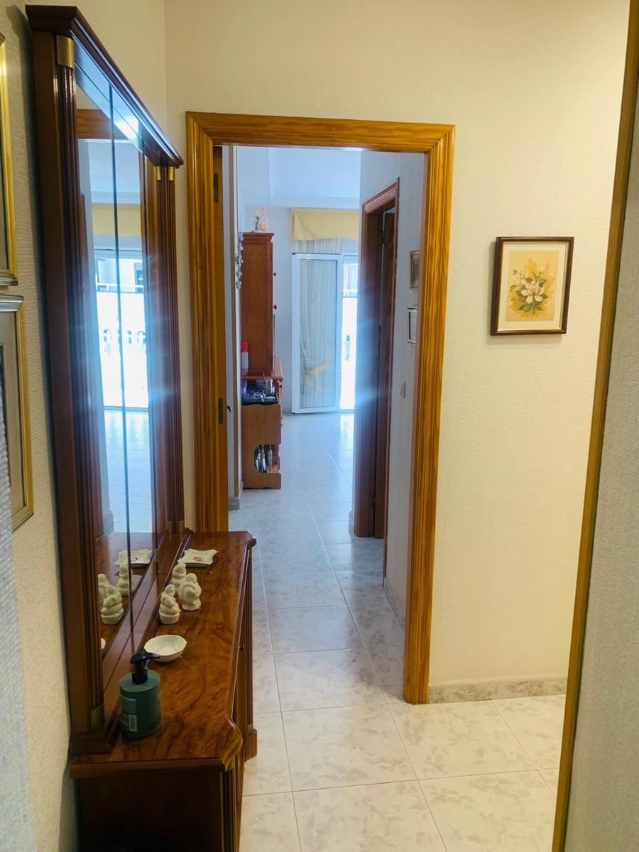 2 quarto Apartamento para venda em Torrevieja - 145 000 € (Ref: 8895897)
