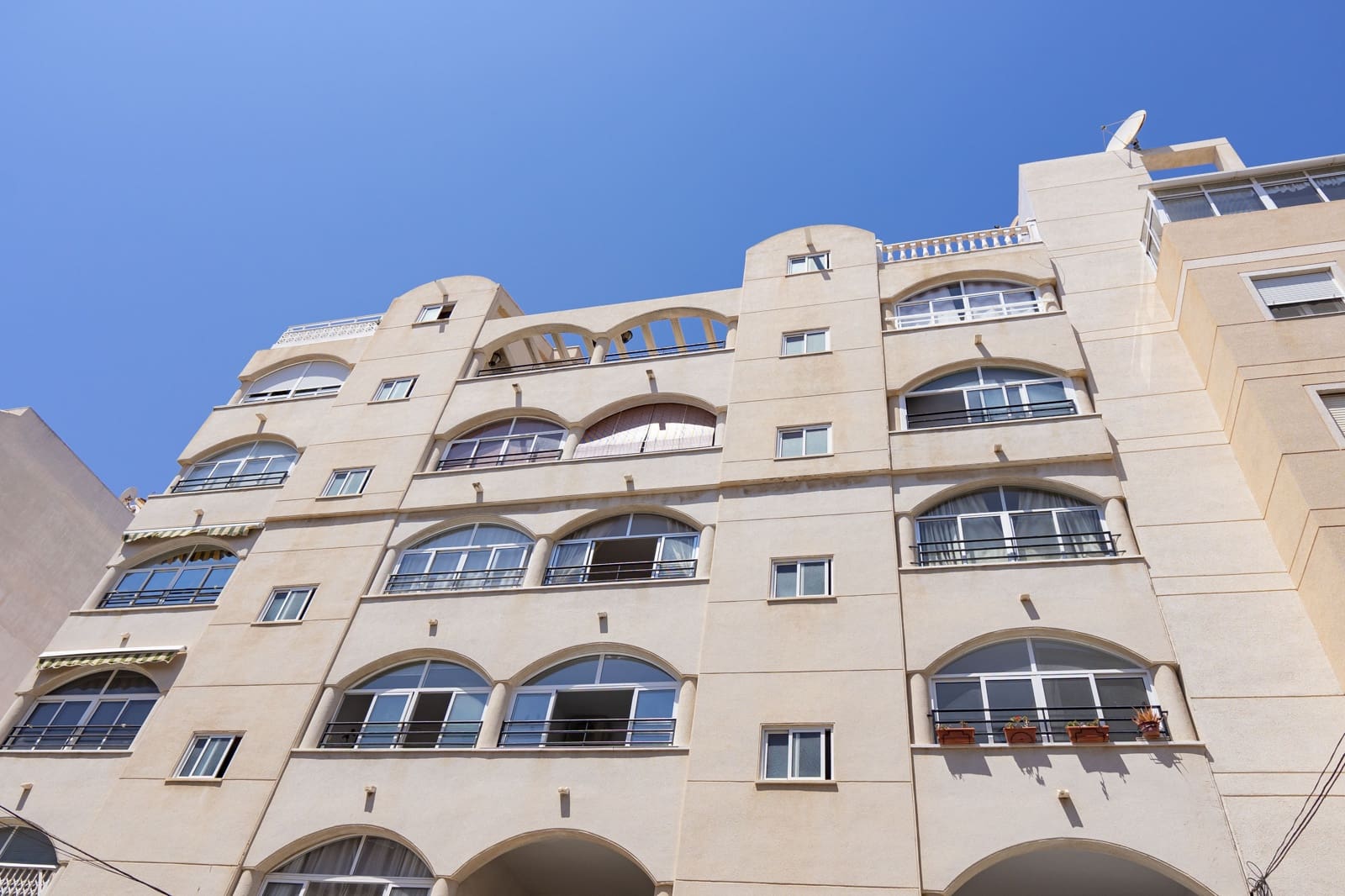 7 soveværelse Penthouse til salg i Torrevieja med swimmingpool garage - € 445.000 (Ref: 9123870)