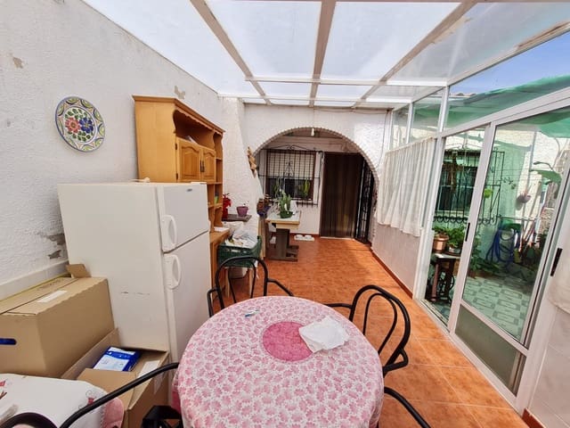 2 soverom Rekkehus til salgs i Nueva Torrevieja, Torrevieja med garasje - € 138 000 (Ref: 9191660)