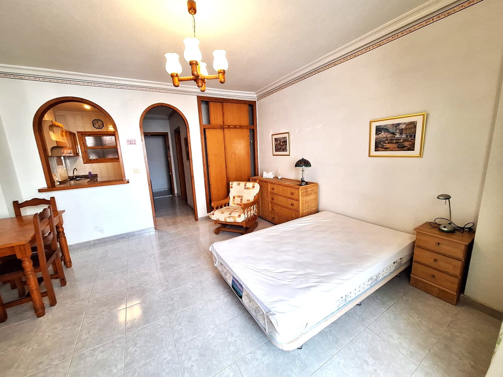 Studio zu vermieten in Torrevieja mit Pool - 580 € (Ref: 9352944)