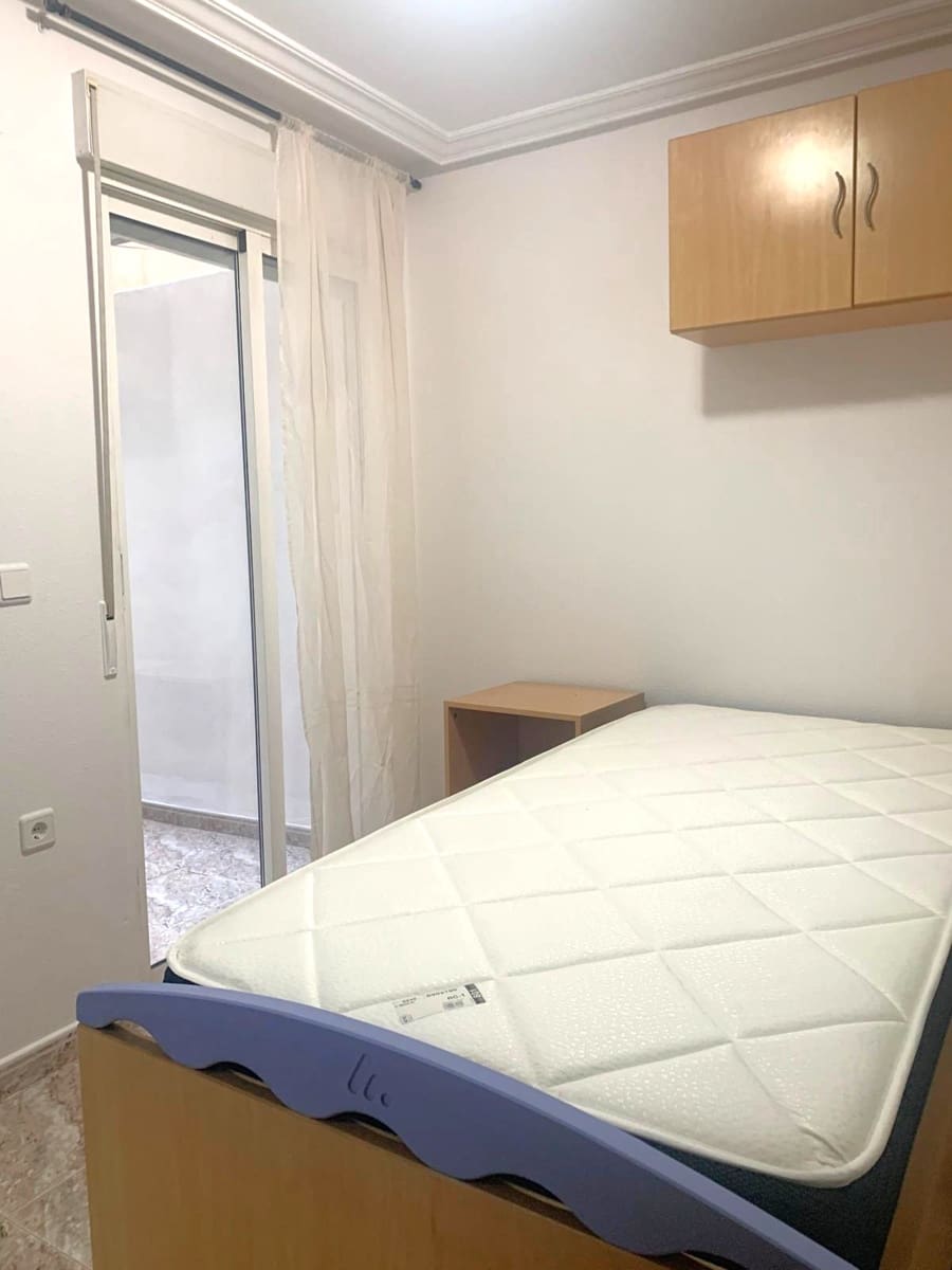 2 Zimmer Wohnung zu verkaufen in Torrevieja mit Garage - 148.000 € (Ref: 9646384)