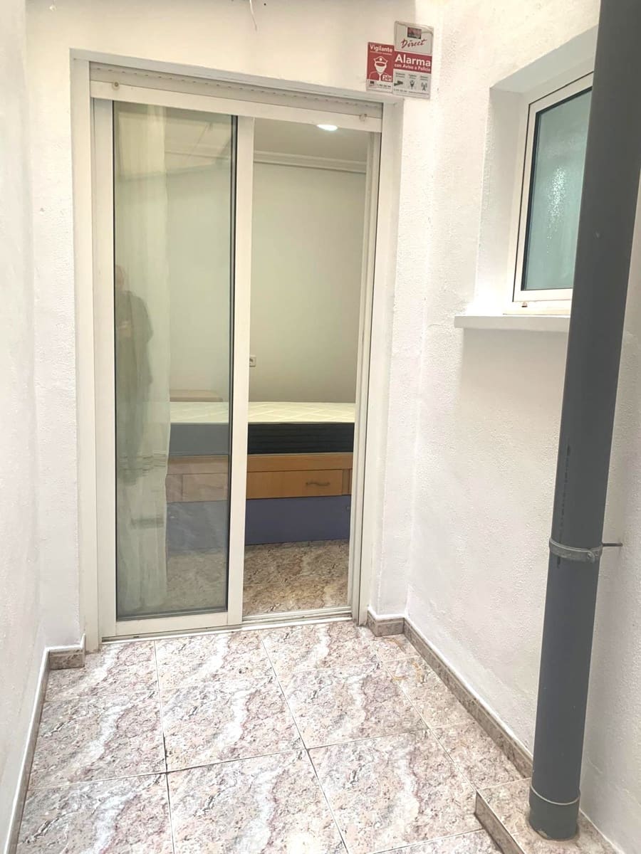 2 Zimmer Wohnung zu verkaufen in Torrevieja mit Garage - 148.000 € (Ref: 9646384)