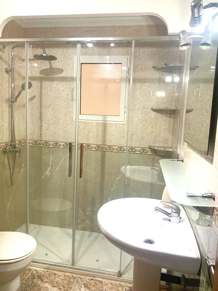 2 Zimmer Wohnung zu verkaufen in Torrevieja mit Garage - 148.000 € (Ref: 9646384)