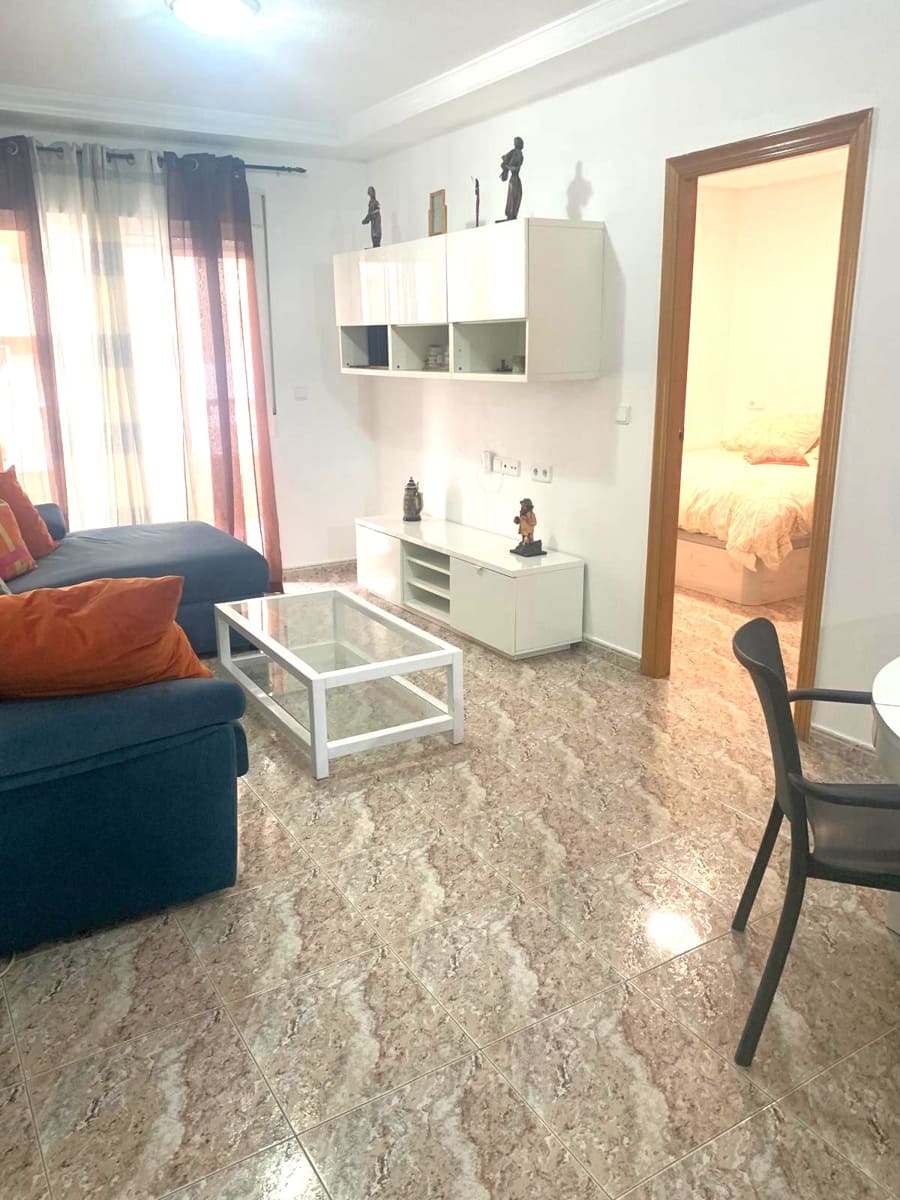 2 Zimmer Wohnung zu verkaufen in Torrevieja mit Garage - 148.000 € (Ref: 9646384)