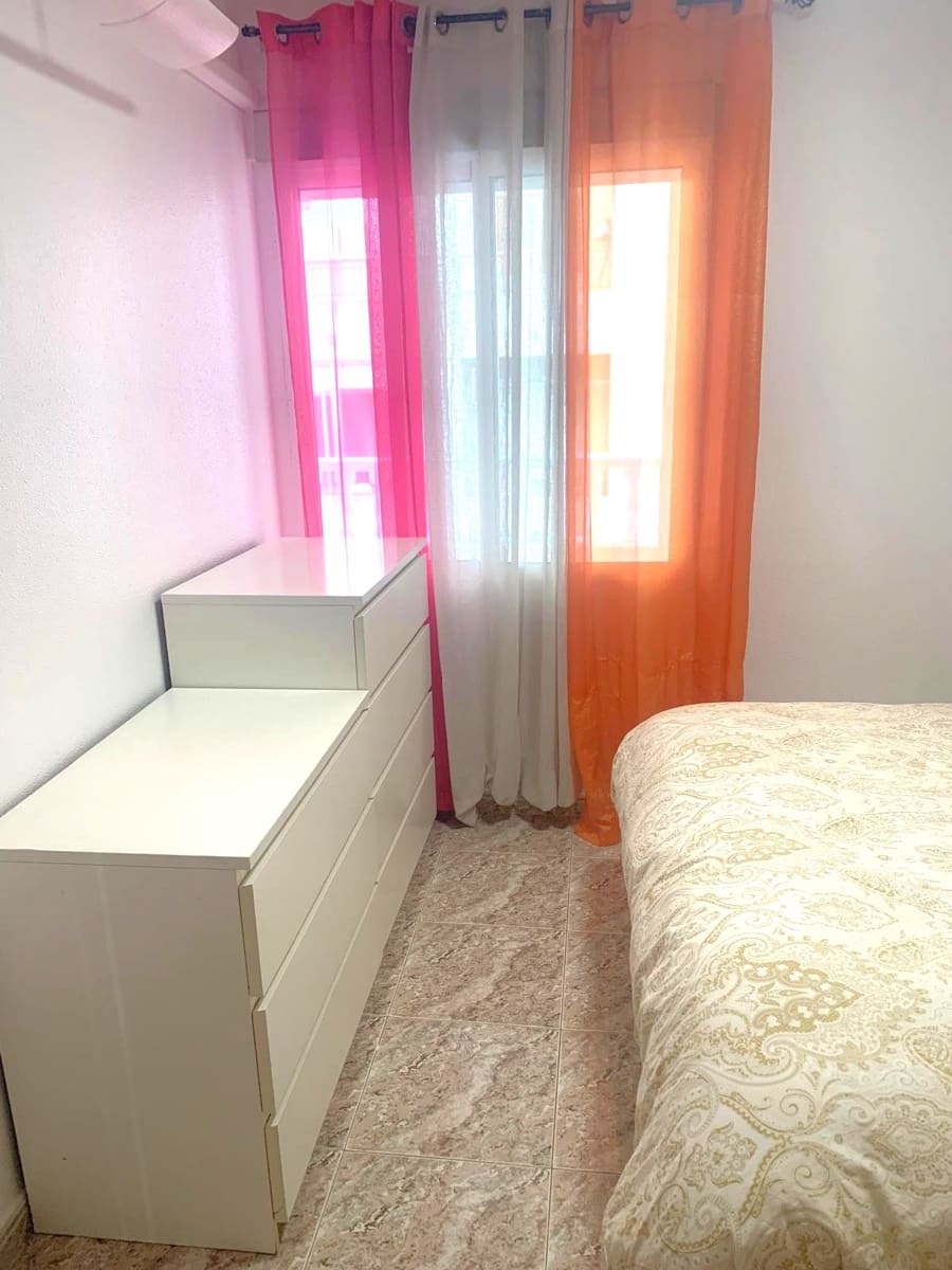 2 Zimmer Wohnung zu verkaufen in Torrevieja mit Garage - 148.000 € (Ref: 9646384)