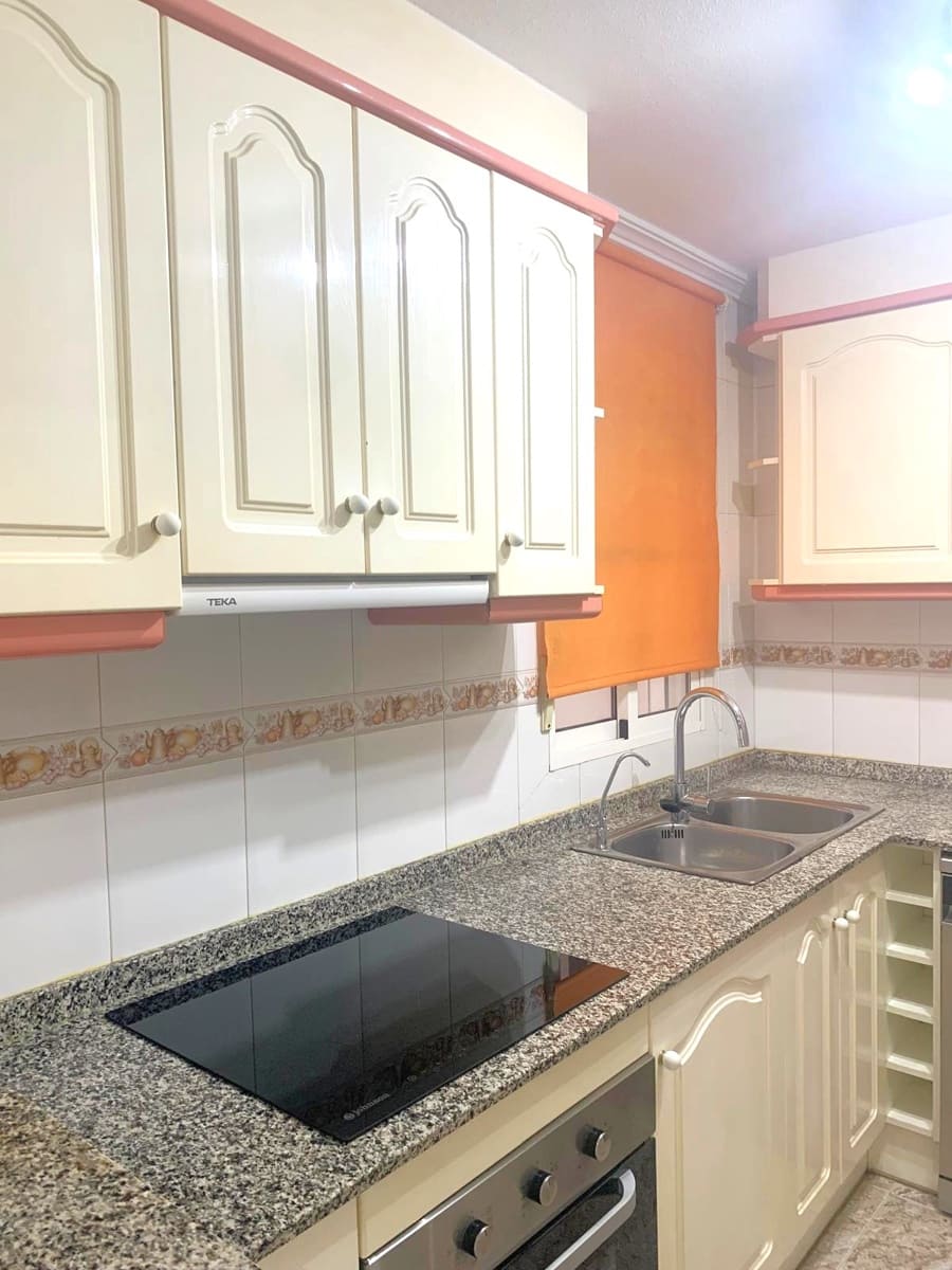 2 Zimmer Wohnung zu verkaufen in Torrevieja mit Garage - 148.000 € (Ref: 9646384)