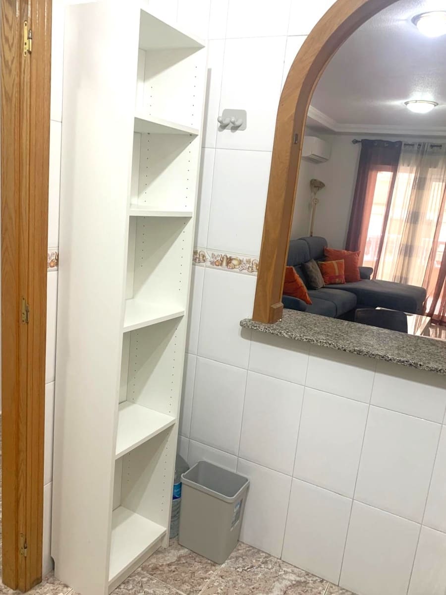 2 Zimmer Wohnung zu verkaufen in Torrevieja mit Garage - 148.000 € (Ref: 9646384)