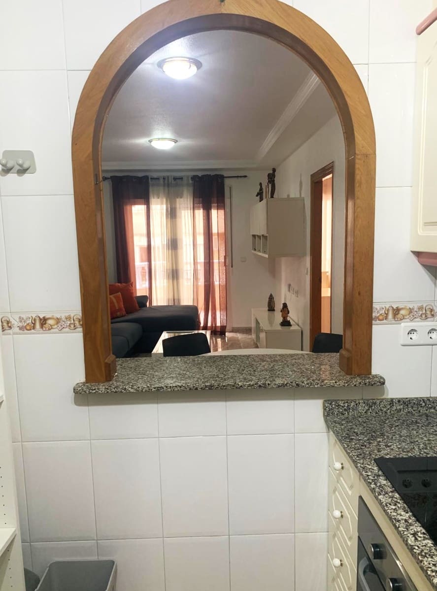 2 Zimmer Wohnung zu verkaufen in Torrevieja mit Garage - 148.000 € (Ref: 9646384)