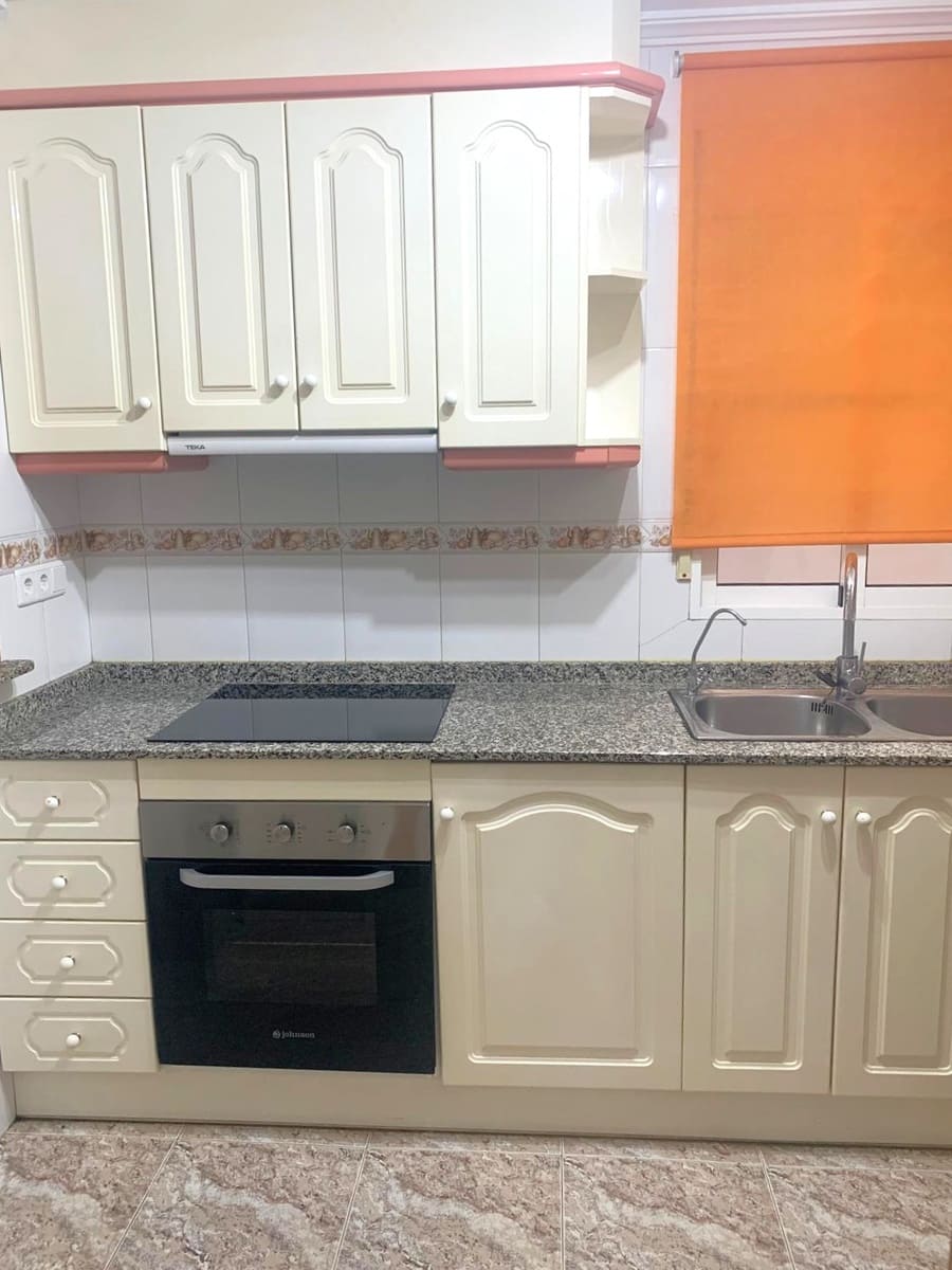 2 Zimmer Wohnung zu verkaufen in Torrevieja mit Garage - 148.000 € (Ref: 9646384)