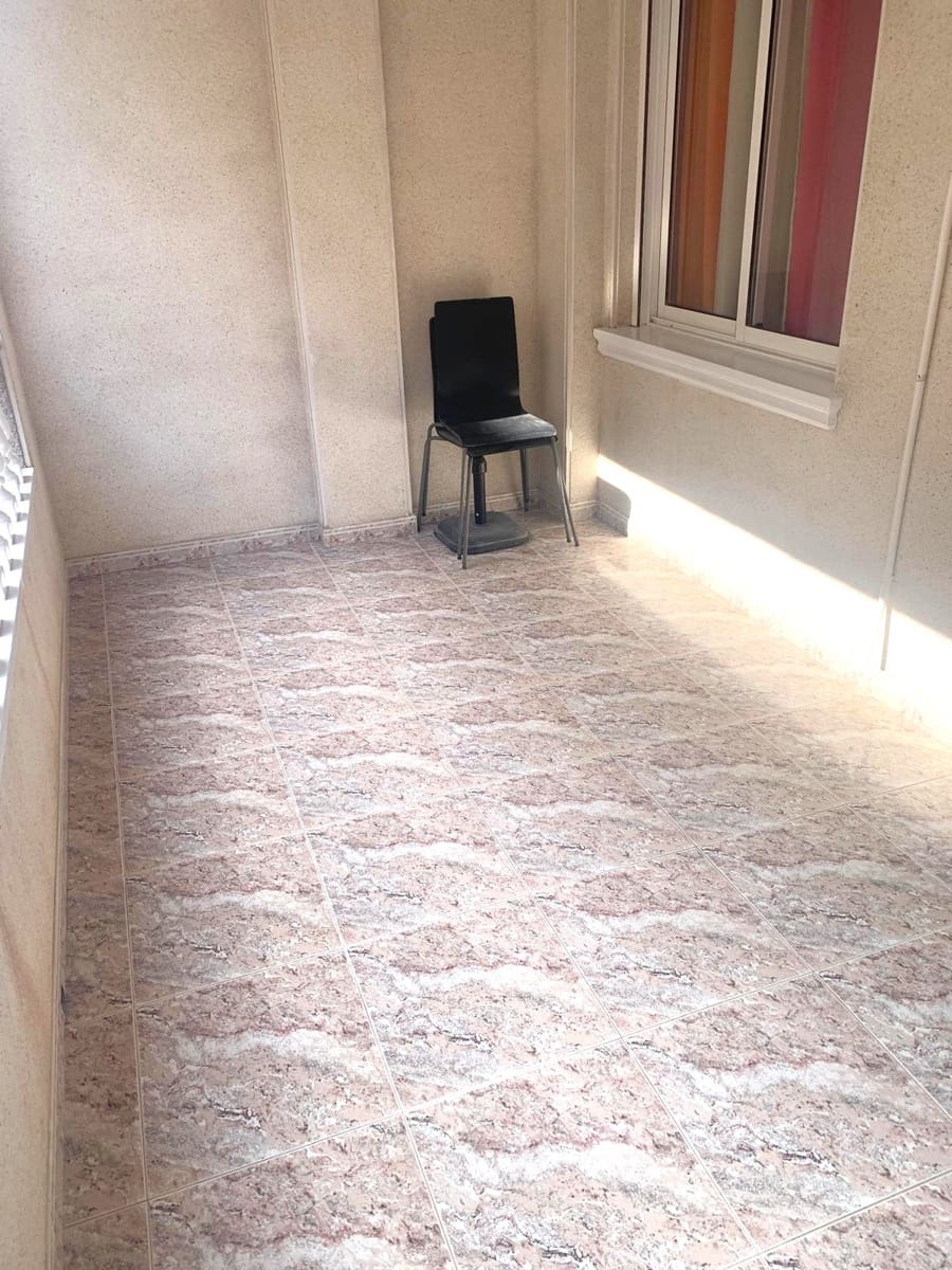 2 Zimmer Wohnung zu verkaufen in Torrevieja mit Garage - 148.000 € (Ref: 9646384)