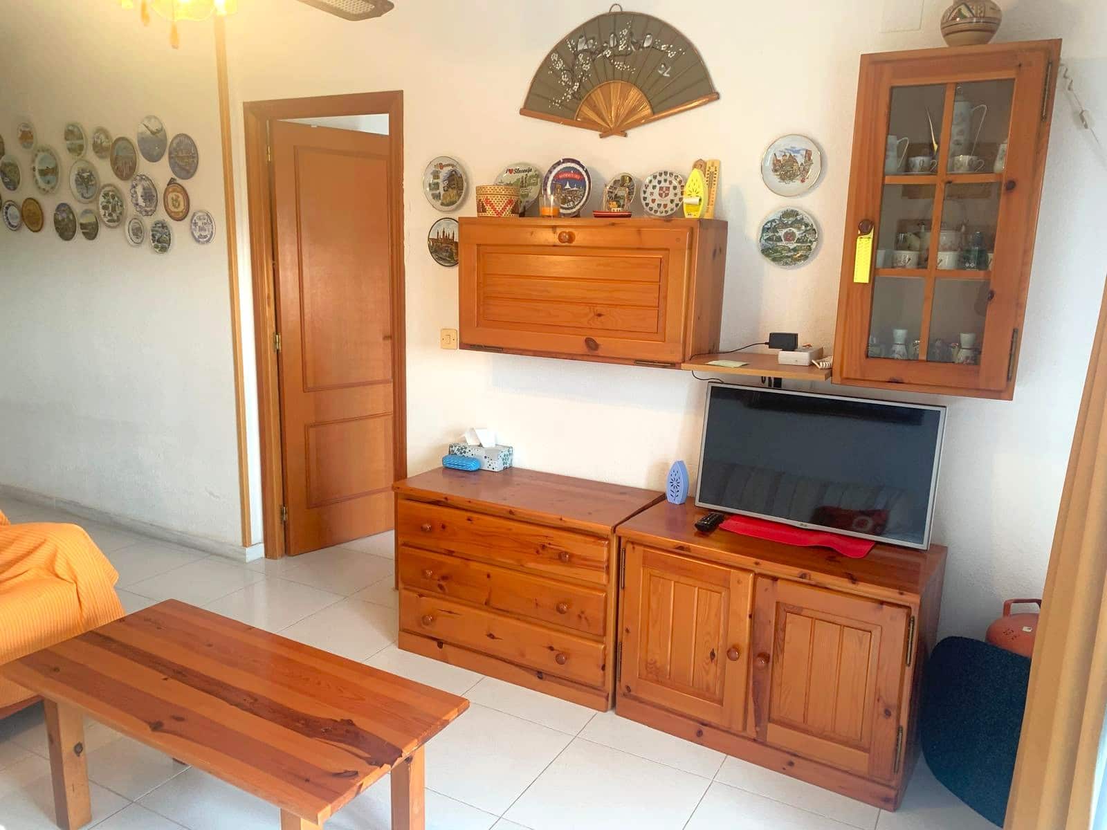 1 bedroom Flat for sale in Torrevieja with pool - € 115,000 (Ref: 9705914)