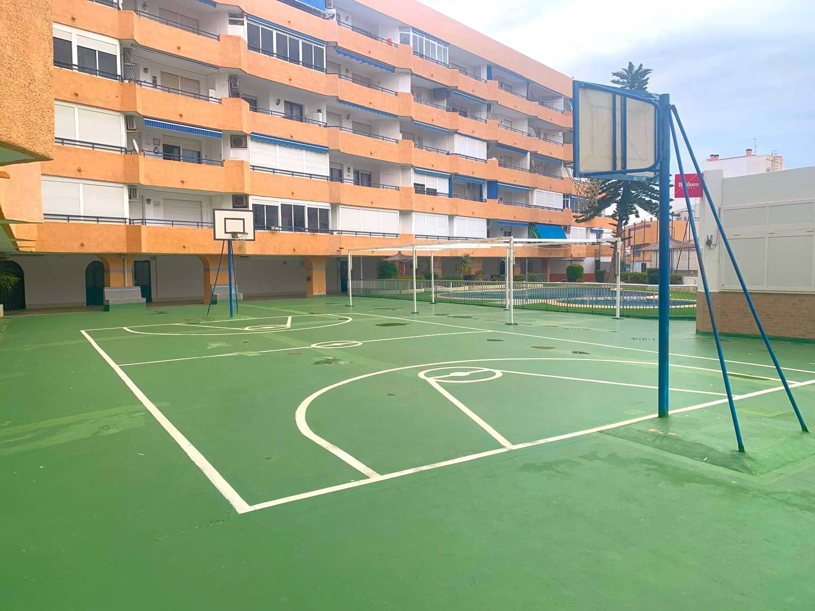 1 bedroom Flat for sale in Torrevieja with pool - € 115,000 (Ref: 9705914)