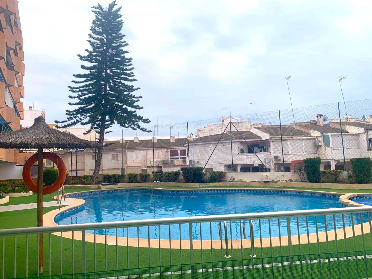 1 bedroom Flat for sale in Torrevieja with pool - € 115,000 (Ref: 9705914)
