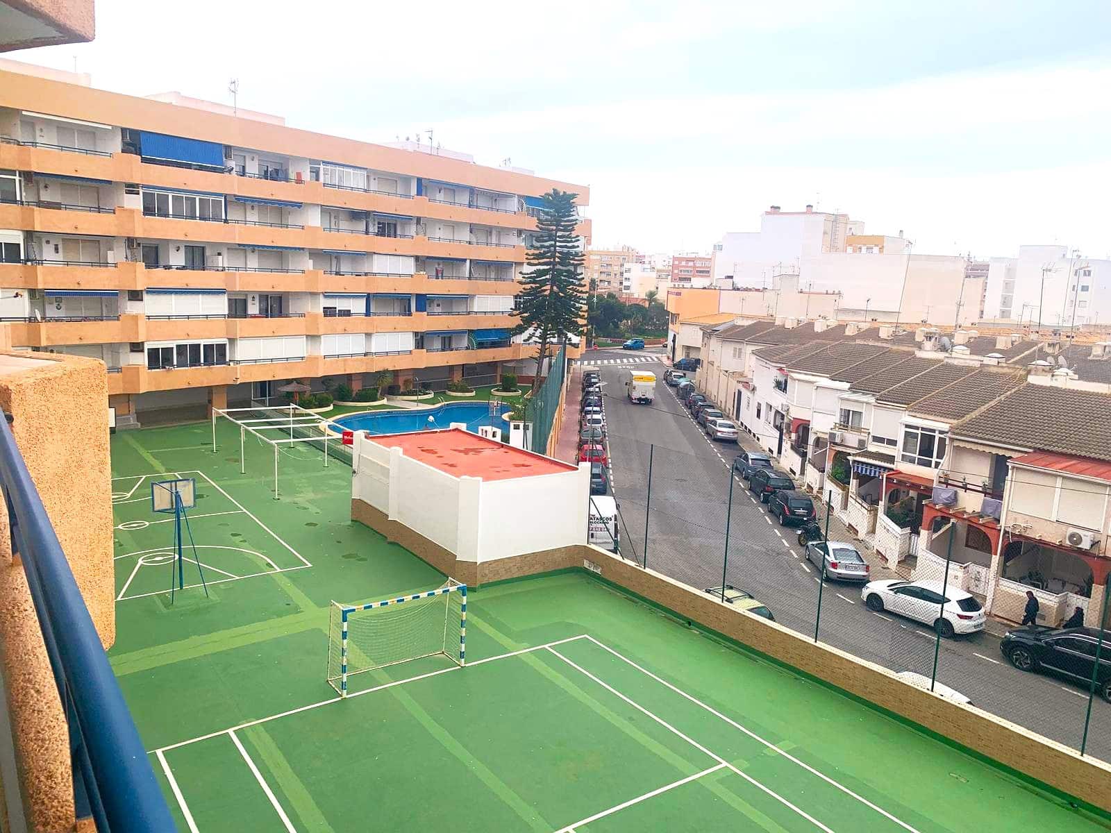 1 bedroom Flat for sale in Torrevieja with pool - € 115,000 (Ref: 9705914)