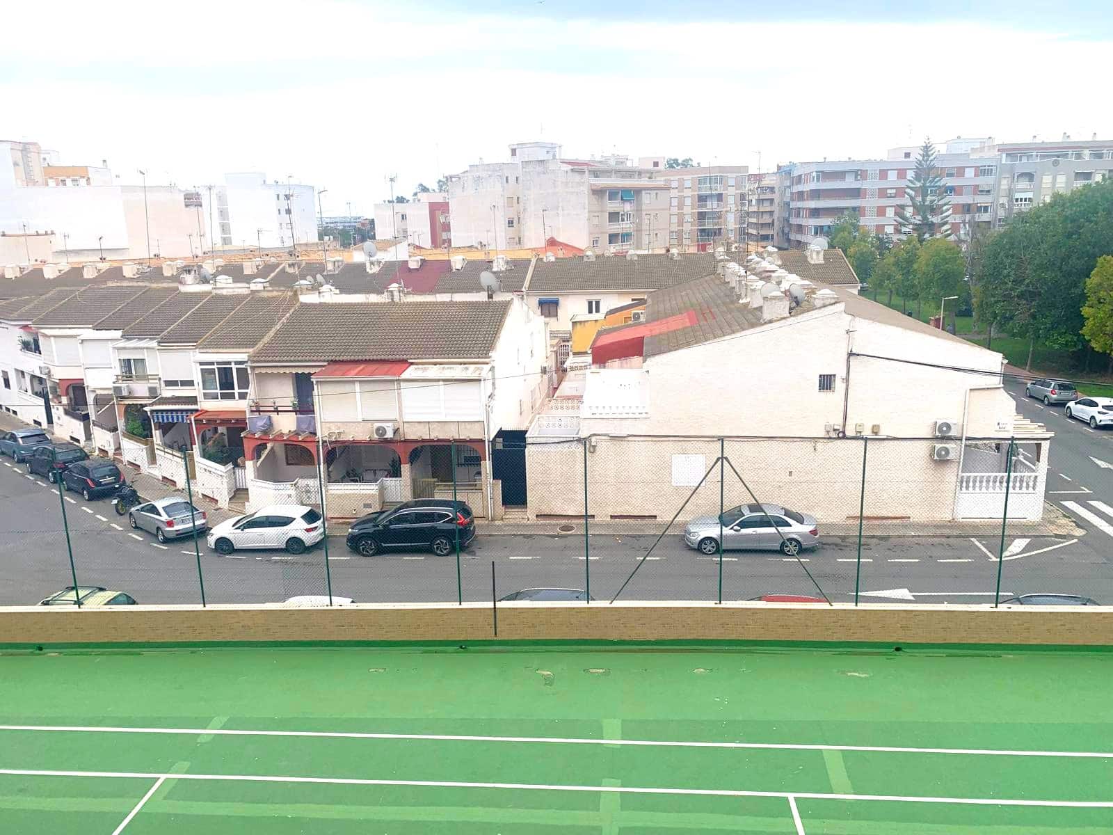 1 bedroom Flat for sale in Torrevieja with pool - € 115,000 (Ref: 9705914)