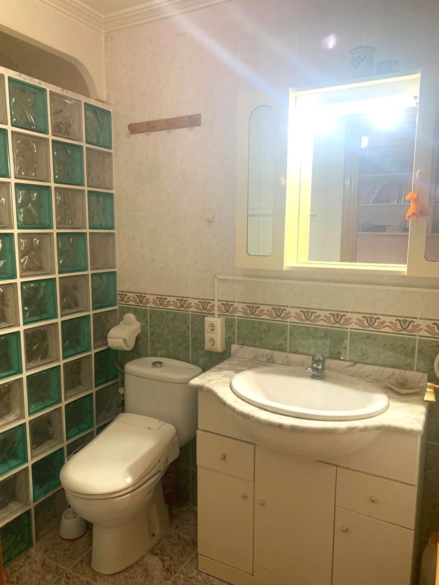 3 makuuhuone Kattohuoneisto myytävänä paikassa Torrevieja - 260 000 € (Ref: 9783907)