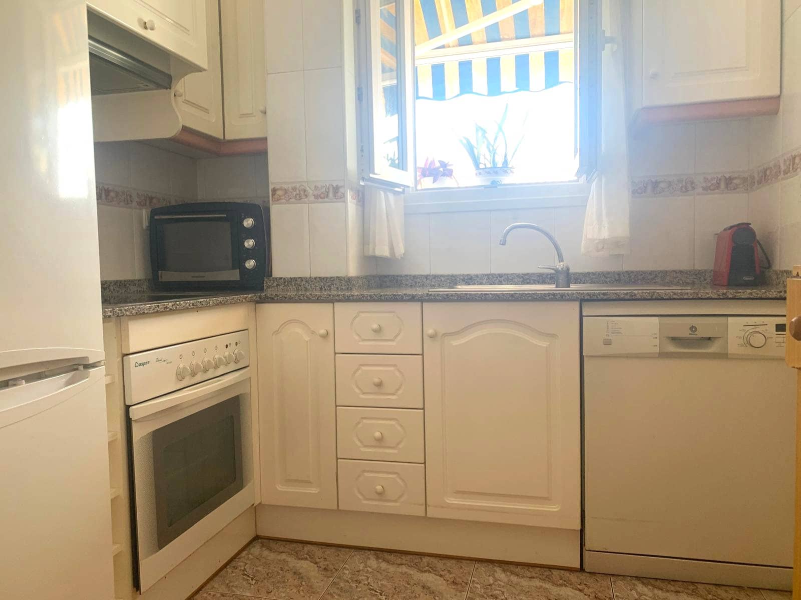 3 makuuhuone Kattohuoneisto myytävänä paikassa Torrevieja - 260 000 € (Ref: 9783907)