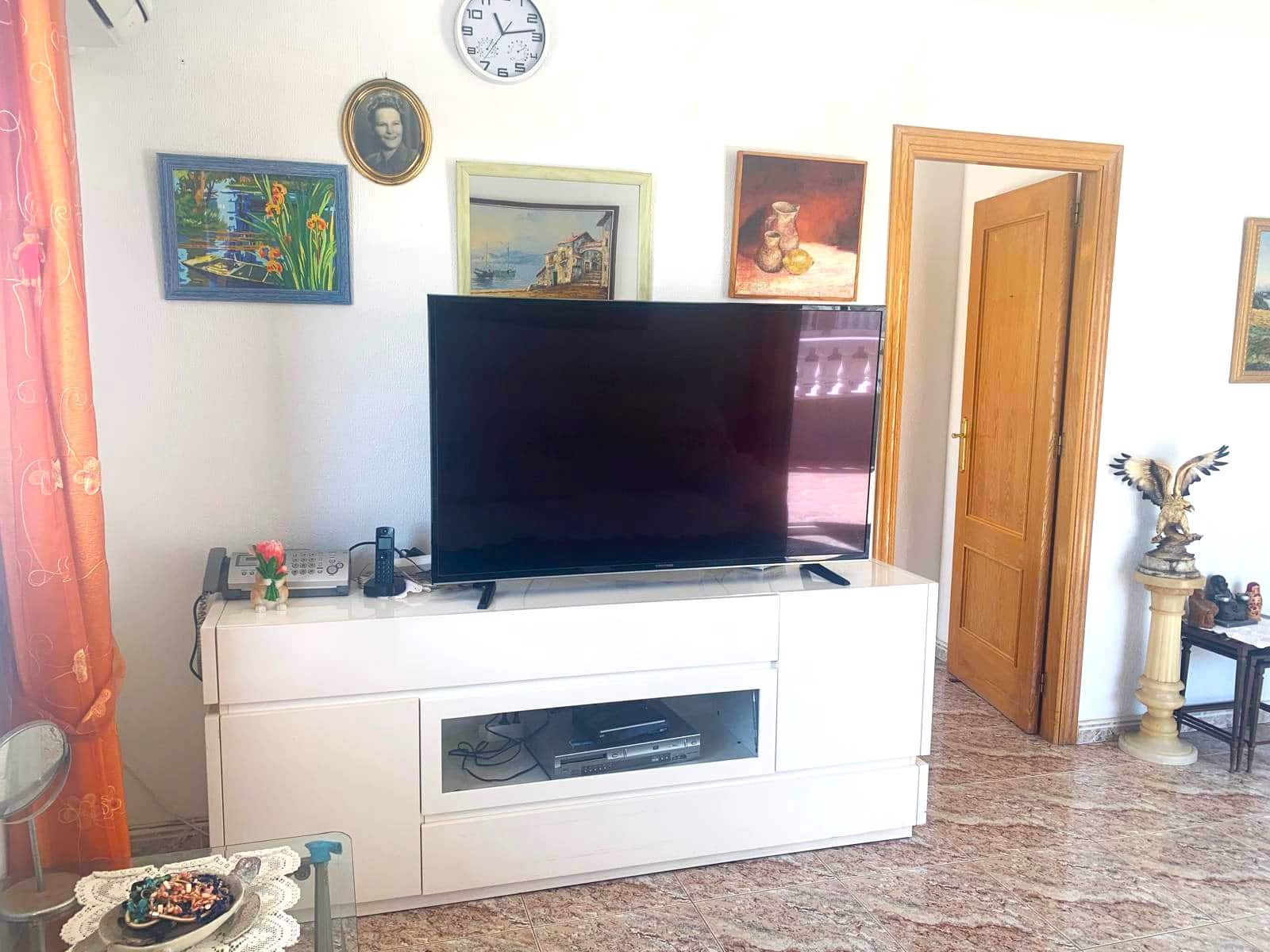 3 makuuhuone Kattohuoneisto myytävänä paikassa Torrevieja - 260 000 € (Ref: 9783907)