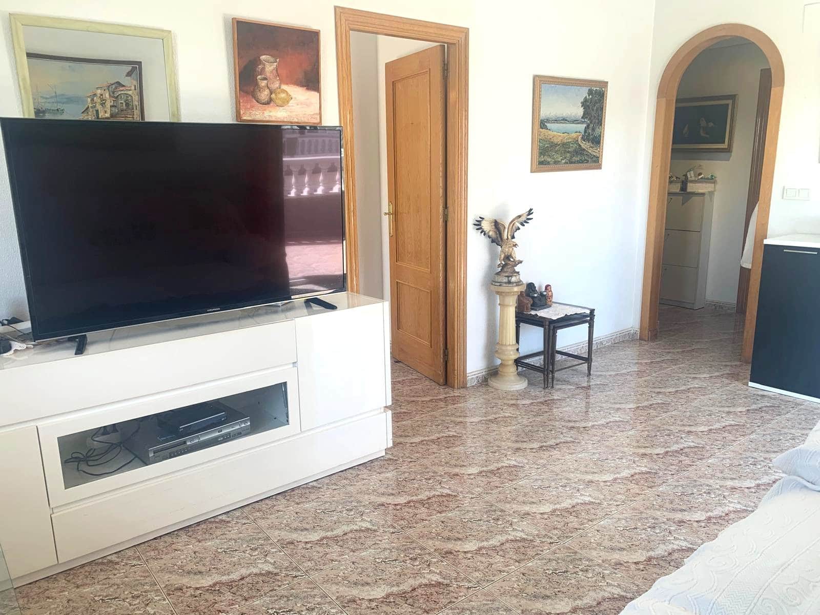 3 makuuhuone Kattohuoneisto myytävänä paikassa Torrevieja - 260 000 € (Ref: 9783907)