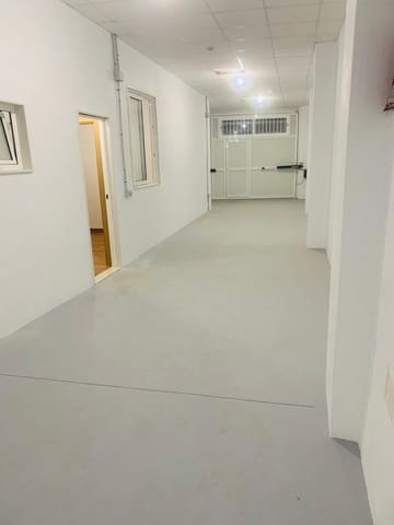 2 Zimmer Ladenlokal zu verkaufen in Avenida Habaneras - Curva de Palangre, Torrevieja mit Garage - 325.000 € (Ref: 9803759)