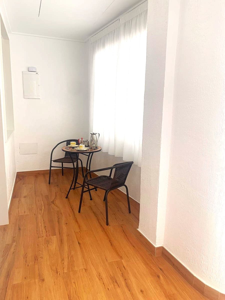 2 Zimmer Ladenlokal zu verkaufen in Torrevieja mit Garage - 325.000 € (Ref: 9803759)