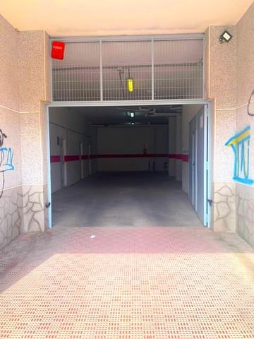Garage à louer à Avenida Habaneras - Curva de Palangre, Torrevieja - 100 € (Ref: 9810859)