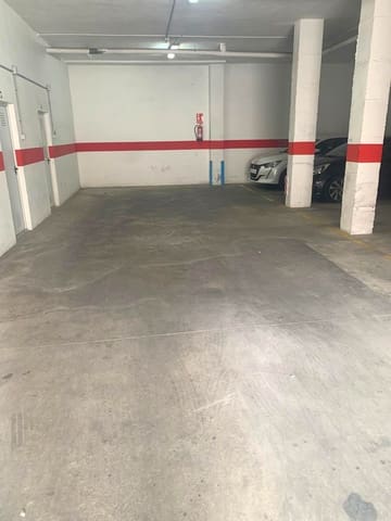 Garage à louer à Avenida Habaneras - Curva de Palangre, Torrevieja - 100 € (Ref: 9810859)