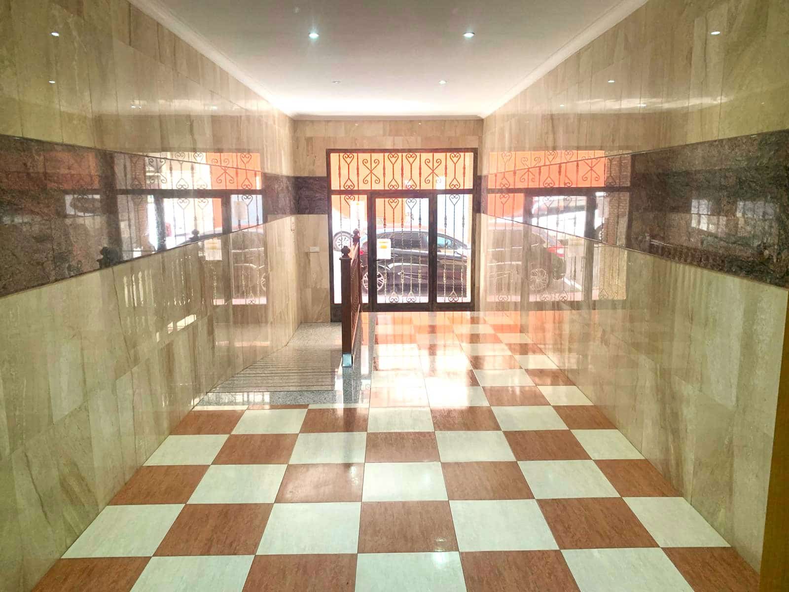 2 bedroom Penthouse for sale in Torrevieja - € 196,000 (Ref: 9958961)