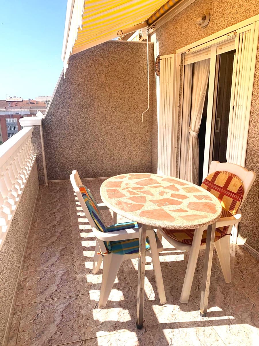 2 bedroom Penthouse for sale in Torrevieja - € 196,000 (Ref: 9958961)