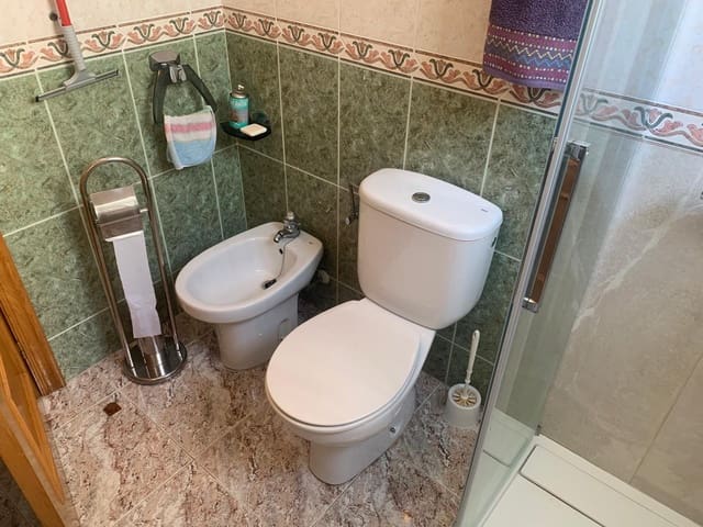 2 bedroom Penthouse for sale in Avenida Habaneras - Curva de Palangre, Torrevieja - € 196,000 (Ref: 9958961)