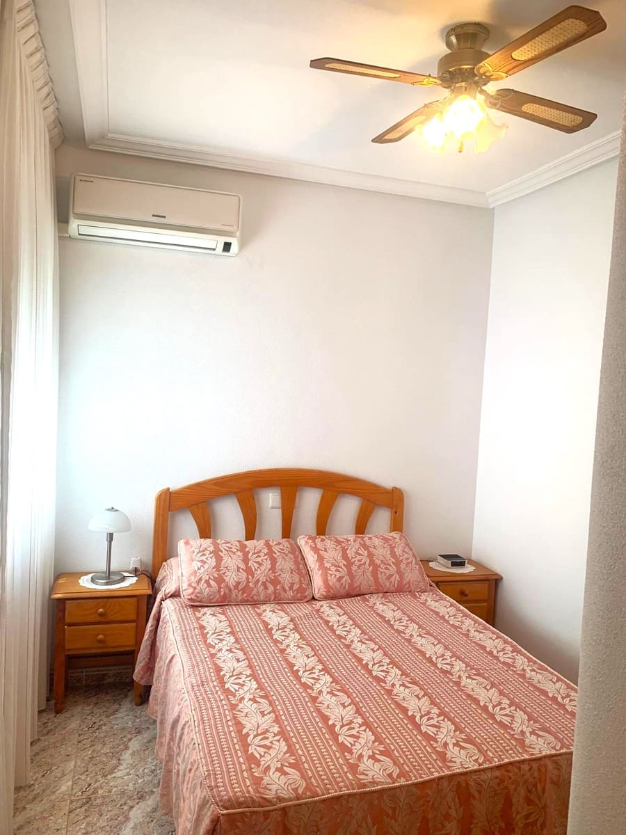 2 soverom Penthouse til salgs i Torrevieja - € 195 000 (Ref: 9964568)