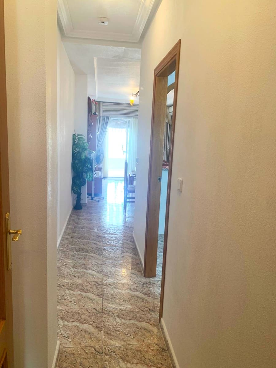 2 soverom Penthouse til salgs i Torrevieja - € 195 000 (Ref: 9964568)