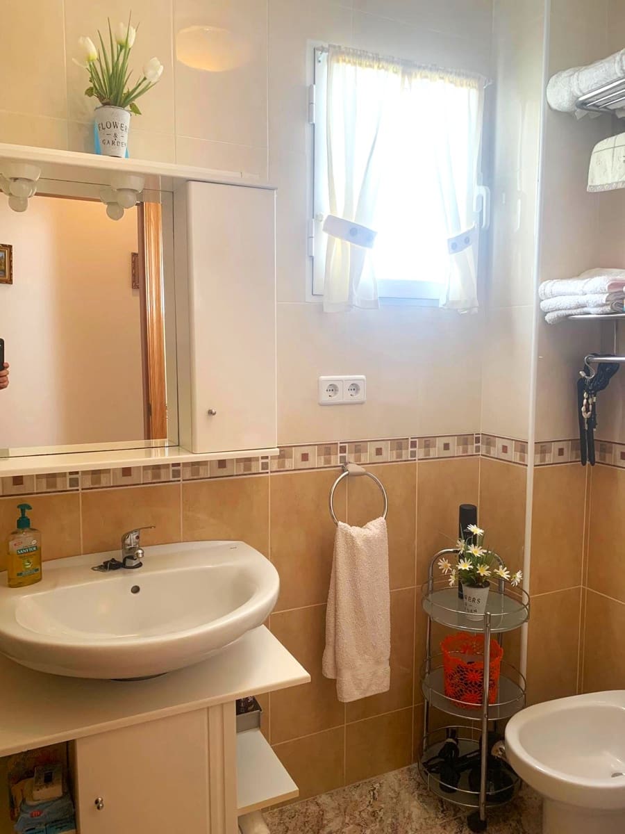 2 soverom Penthouse til salgs i Torrevieja - € 195 000 (Ref: 9964568)