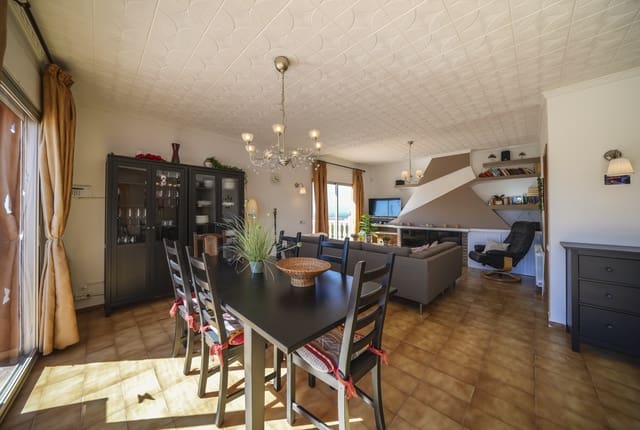 5 bedroom Villa for holiday rental in Vidreres with pool garage - € 900 (Ref: 7975146)