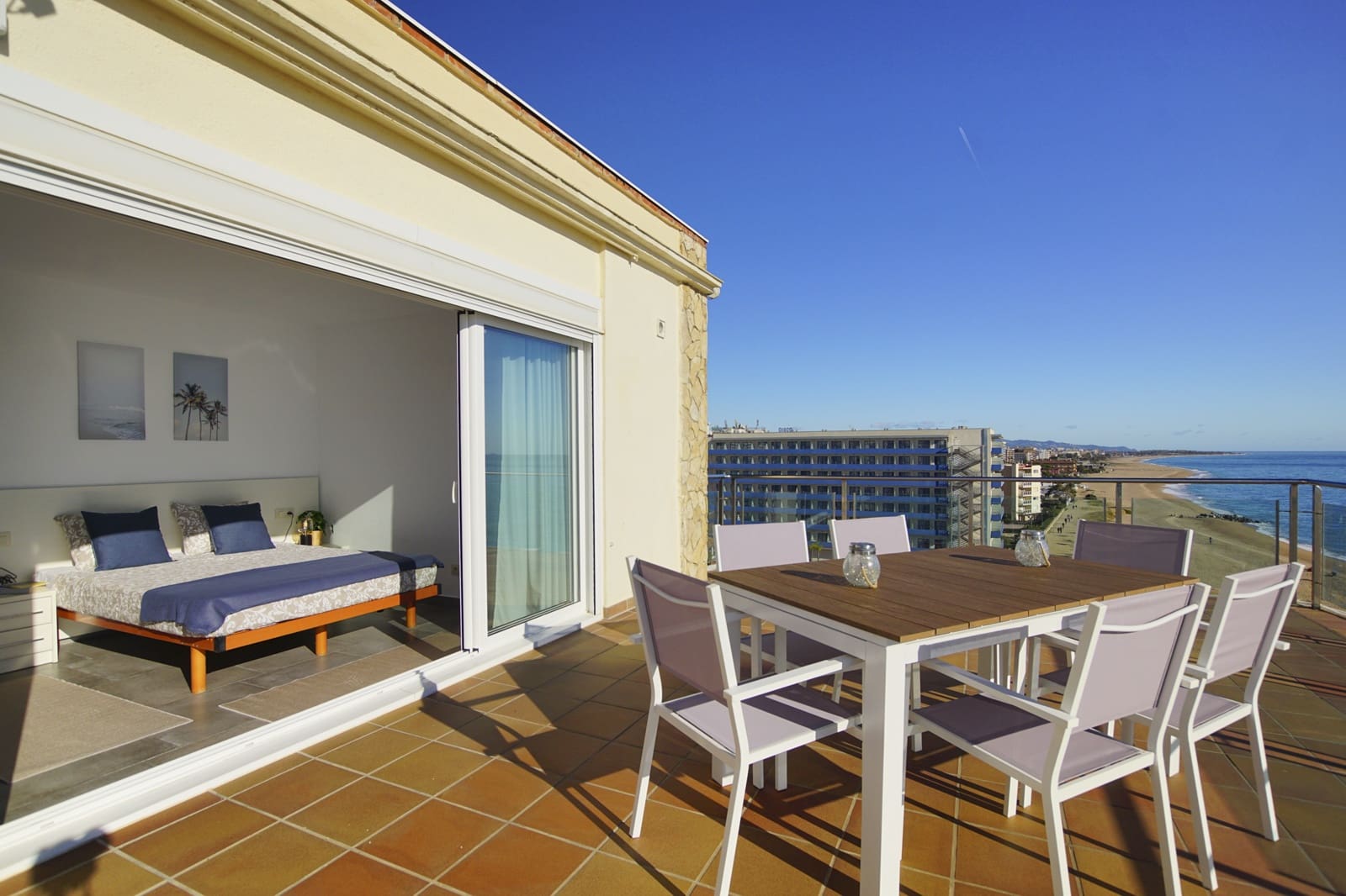 3 soveværelse Penthouse til salg i Santa Susanna med swimmingpool - € 430.000 (Ref: 8469769)