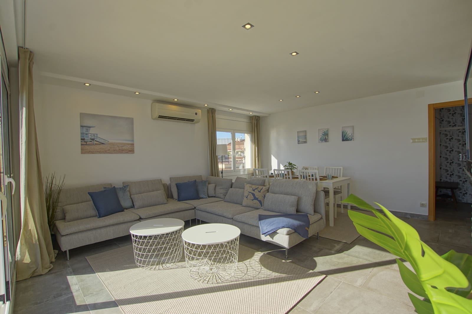 3 soveværelse Penthouse til salg i Santa Susanna med swimmingpool - € 430.000 (Ref: 8469769)