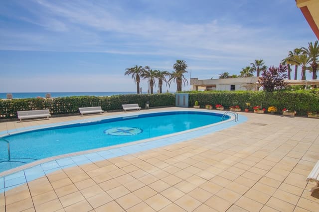 3 bedroom Penthouse for sale in Santa Susanna with pool - € 430,000 (Ref: 8469769)